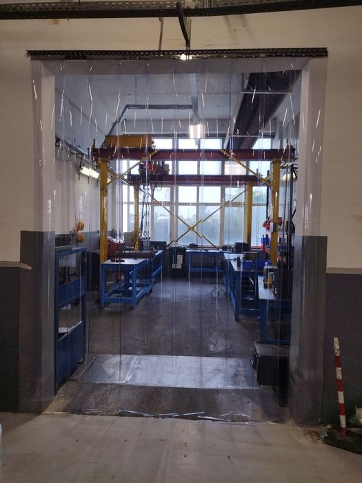 Perdele PVC despartitor de hală