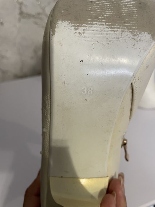 Продам свадебные ботильоны