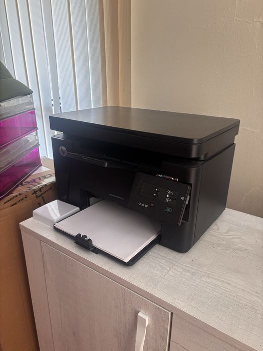 приниер HP LaserJet Pro MFP M125a