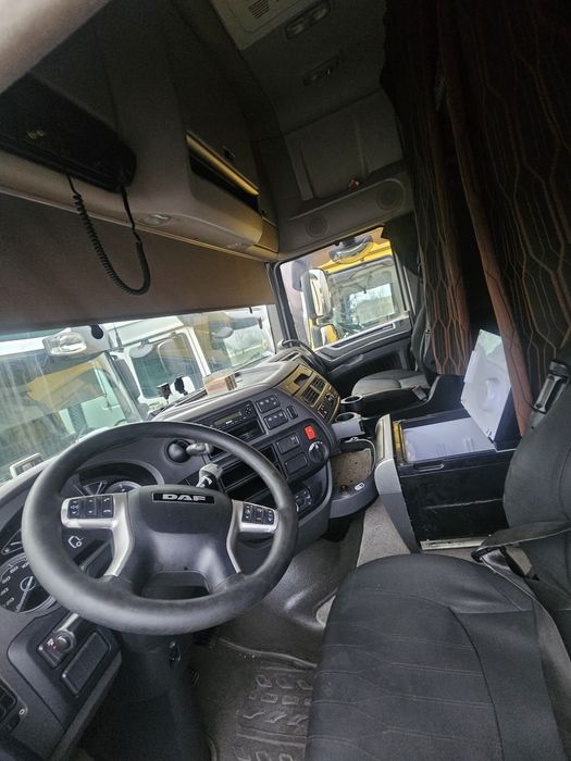 Cap tractor DAF 460
