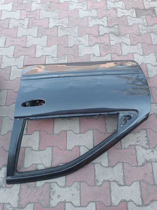 Б/у двери от Nissan Cefiro A32
Ес