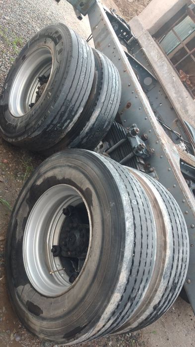 Kamaz 53212 sotiladi terip chiqilgan mator gaz qilingan  qogani telda.