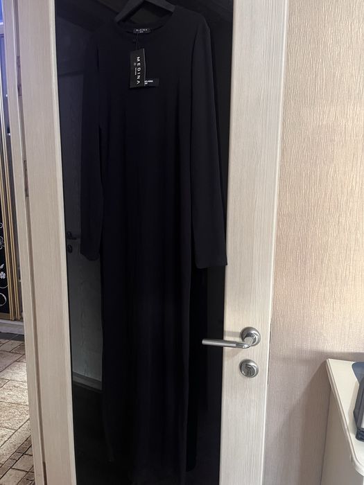 женское платье черное