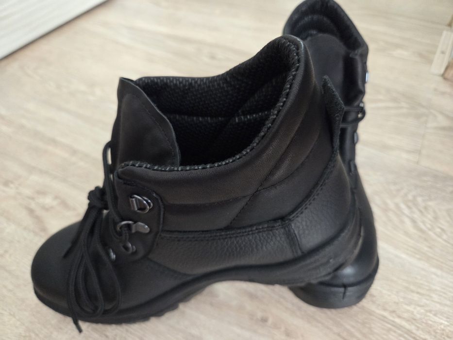 Специальные ботинки