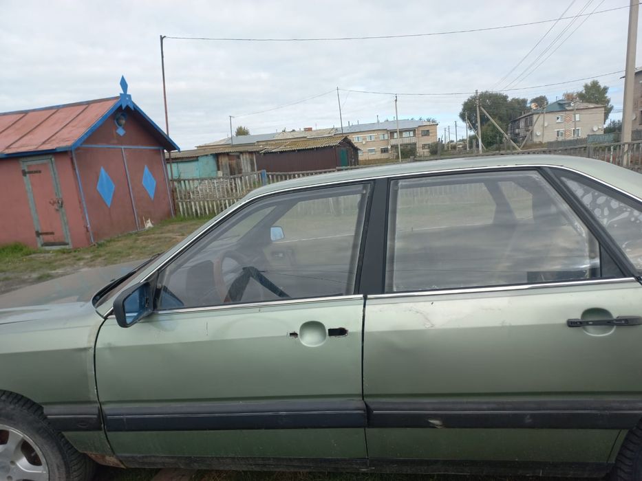 Ауди 100 щука...