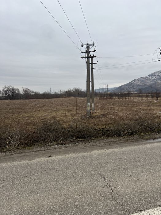 Inchiriez Teren Intravilan 0,5 ha , 1 Ha , 3 Ha , langa Parc Logistic