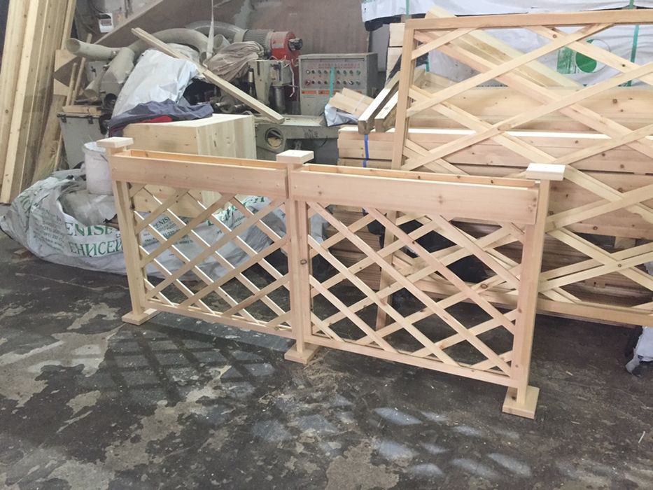 Забор цветочница