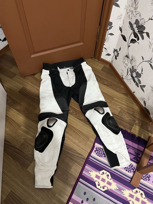 Мотокостюм на спортбайк