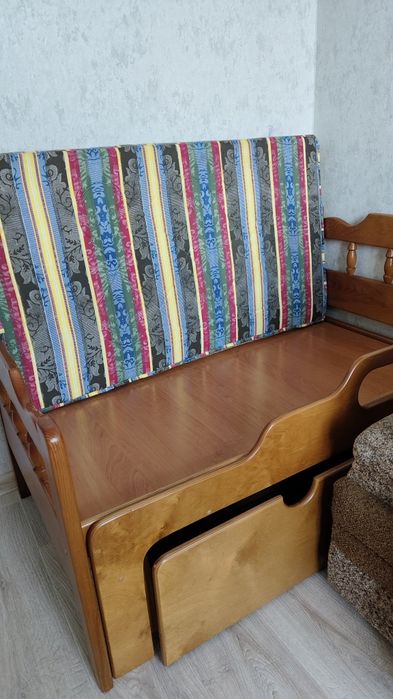 Продам детскую кровать