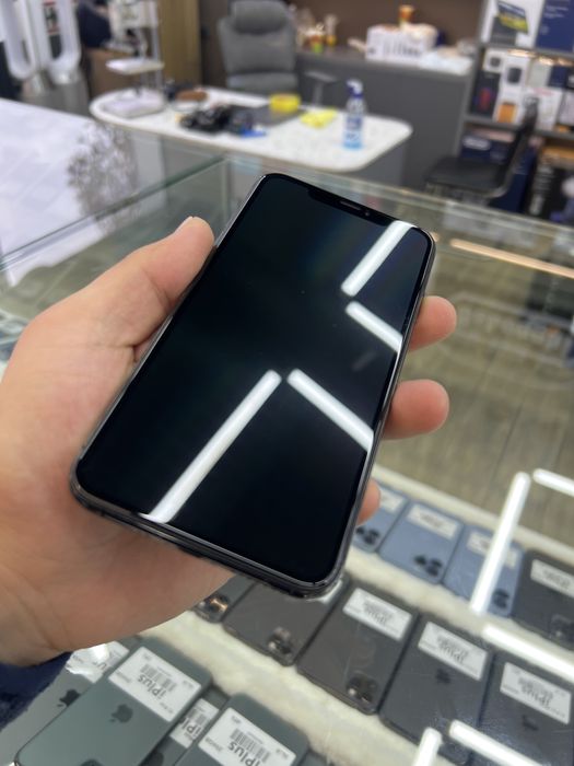 XS Max black 256gb 78% bez karobka xolati zor