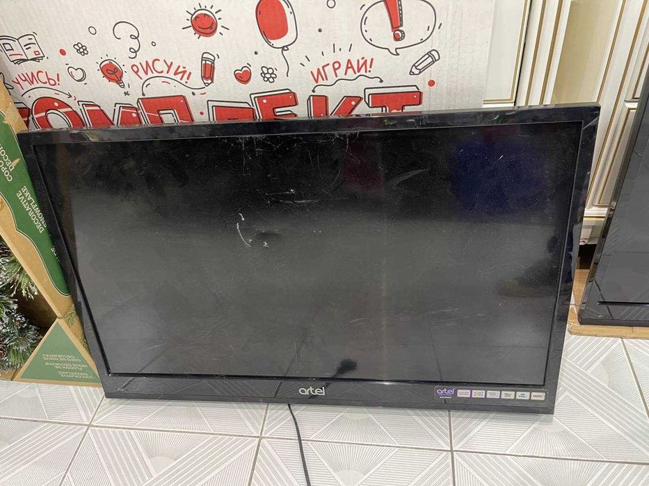 x32 Televizor sotiladi