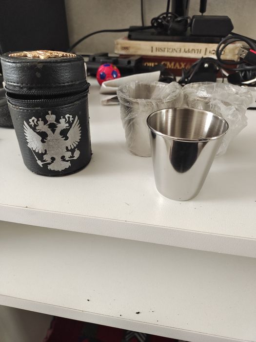 Качественный набор стопок в чехле