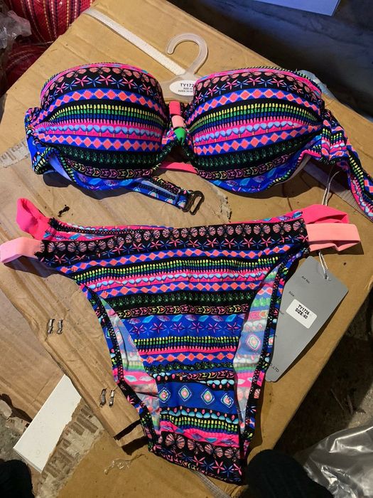 Costume de baie .
