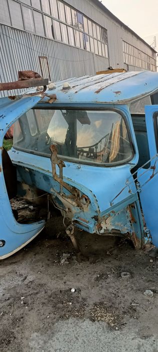 Продам кабину Зил