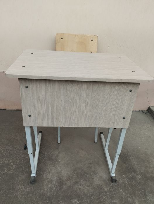 1 kishilik parta stullar