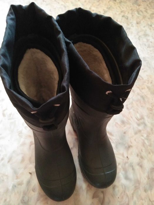 Продам сапоги и бушлат