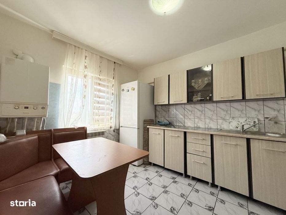 Apartament cu 3 camere de inchiriat – Zona Anda