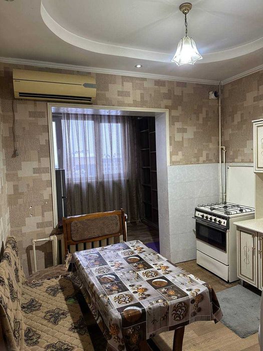 Продаётся 2-комнатная квартира, Авиасозлар-1, 2/5/5 Кадышева базар