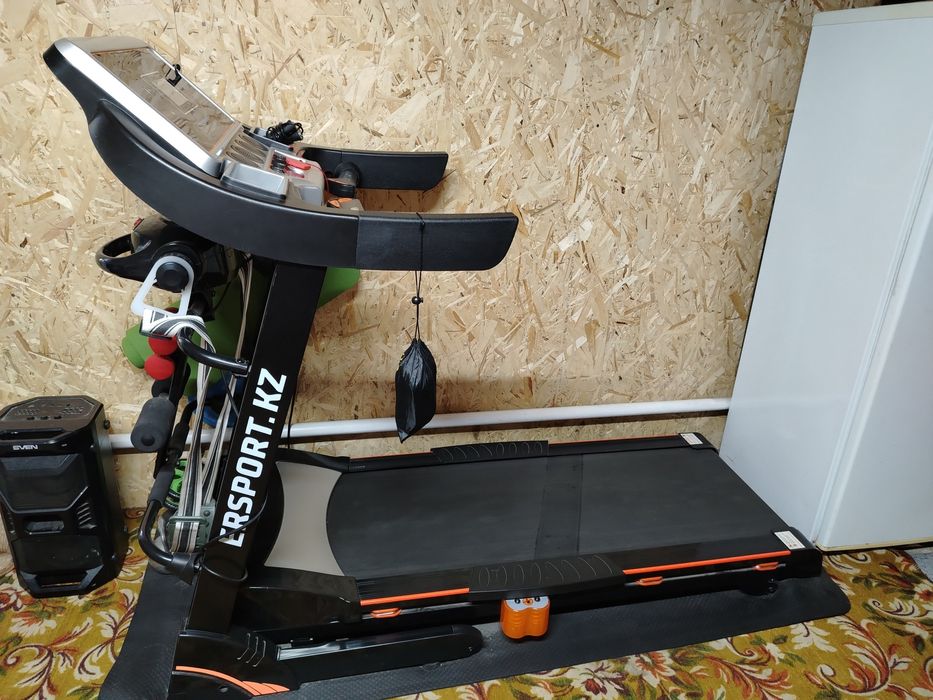 Продам беговую дорожку