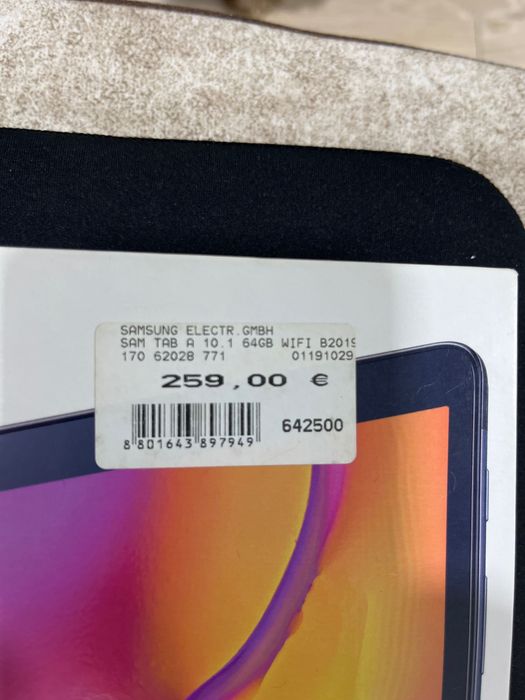 Samsung Galaxy Tab A  /64GB