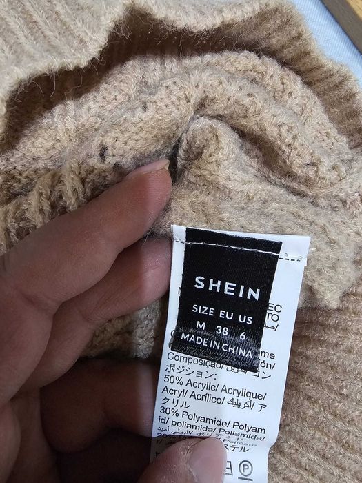 Pulover elegant cu dantela NOU