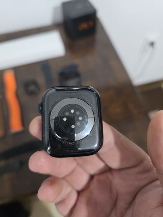 Apple watch 7 cellular si aceesoriile din dotare.