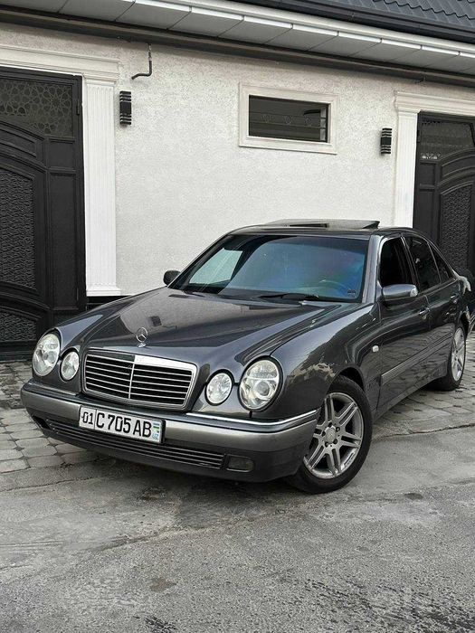 Mercedes-Benz 210