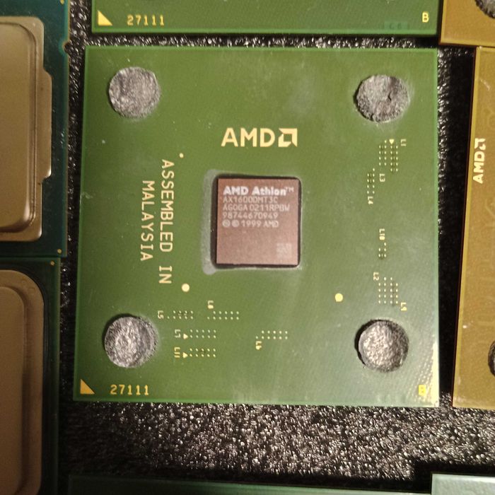 Стари процесори Intel, AMD