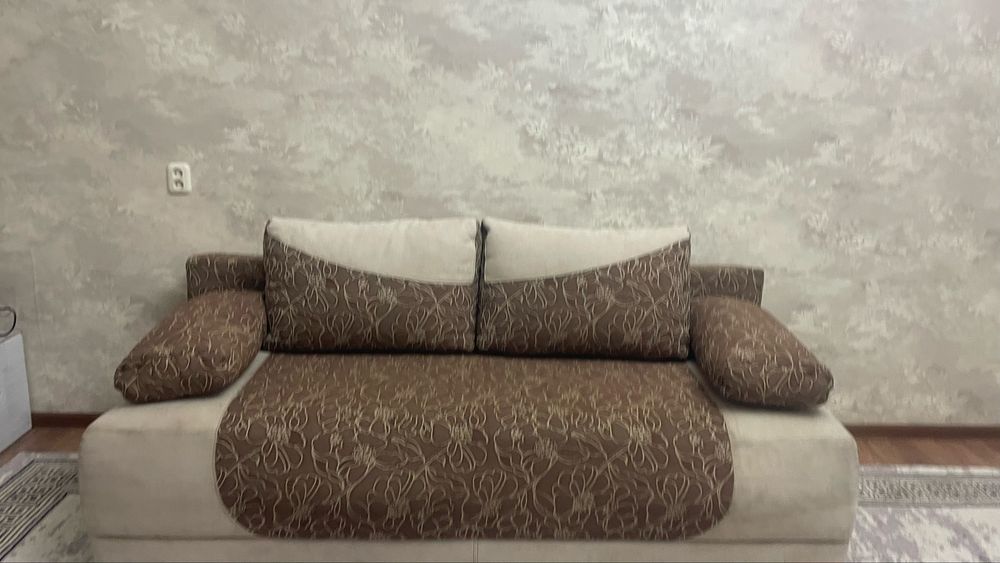 Диван для гостиной