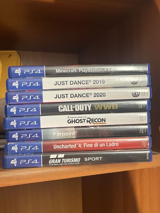 ps4 1TB set (ps4, controller, camera cu suport si jocuri)