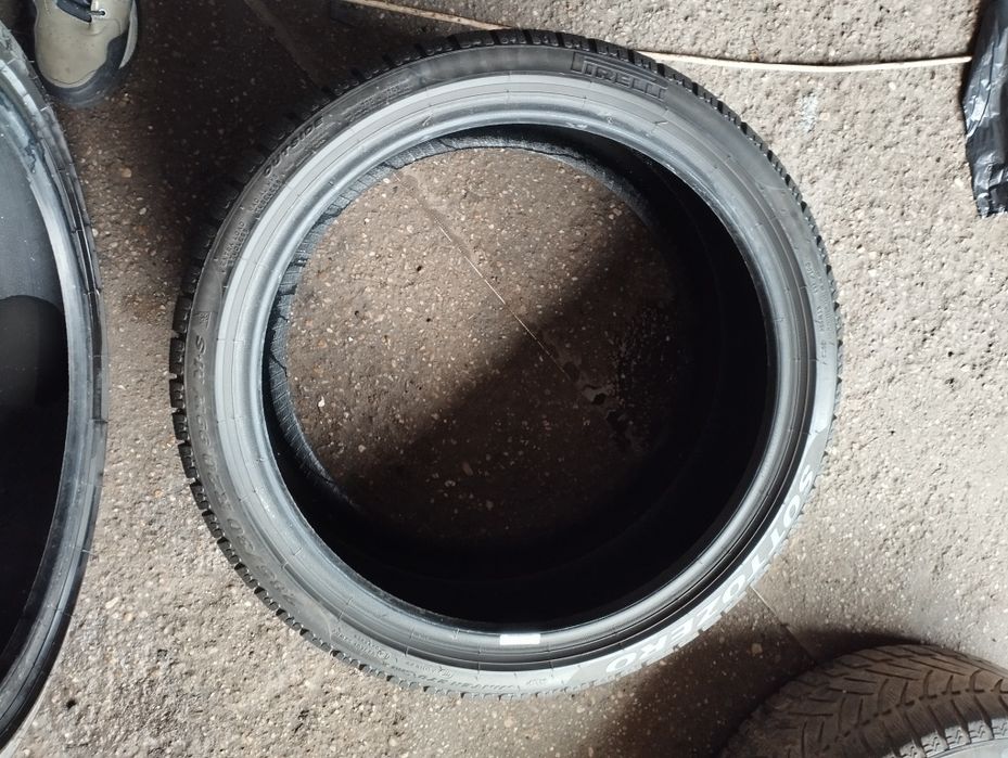 2 buc 283 30 20 .99w Pirelli Sottozero Alpine dot 2023