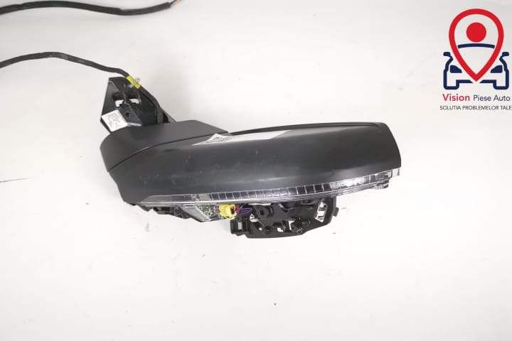 Ауди Кю7 / Audi Q7 4M Оригинално дясно огледало в добро състояние с от