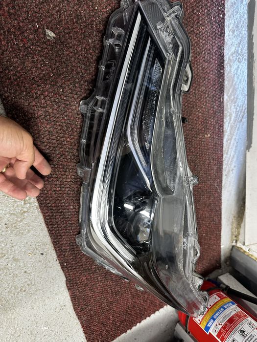 Far stânga full led toyoya corolla e21.sedan.cod:81150-02T51-00.