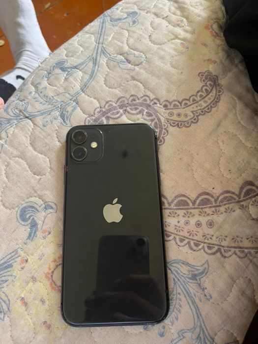 iphone 11 хорошем состоянии !!