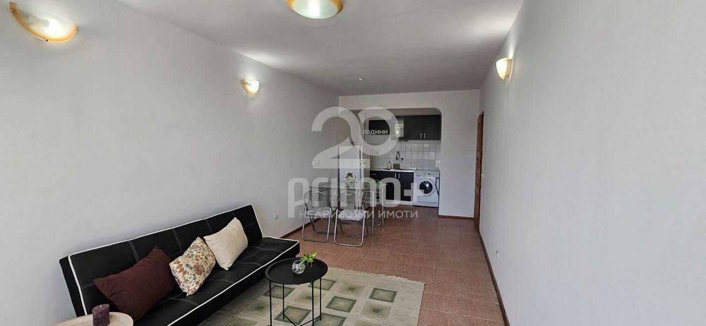 Продава се Двустаен апартамент в Велико Търново, Център - 71 кв.м за 1078 €/кв.м - Снимка #1