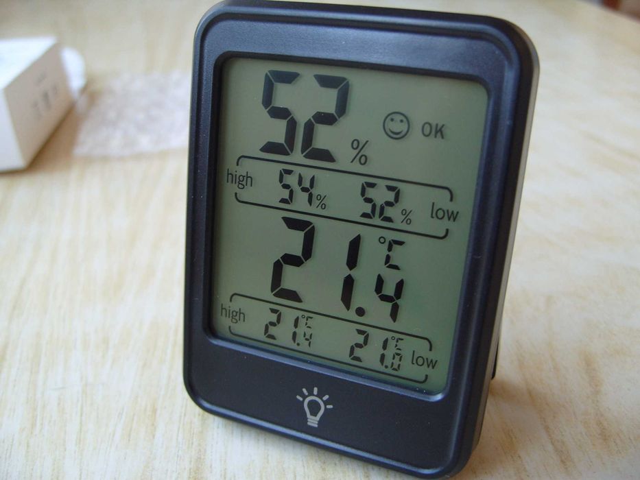 Електронен термометър с хигрометър  ThermoPro MC41
