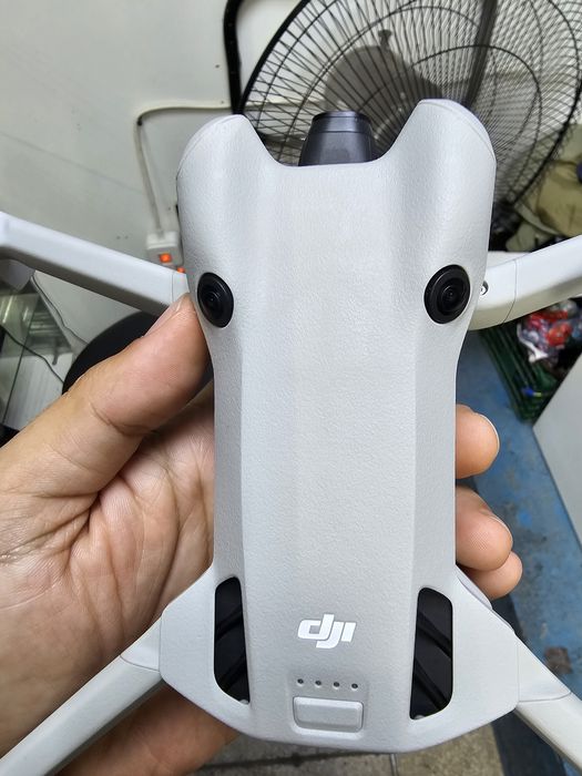 Квадрокоптер DJI mini 4 Pro