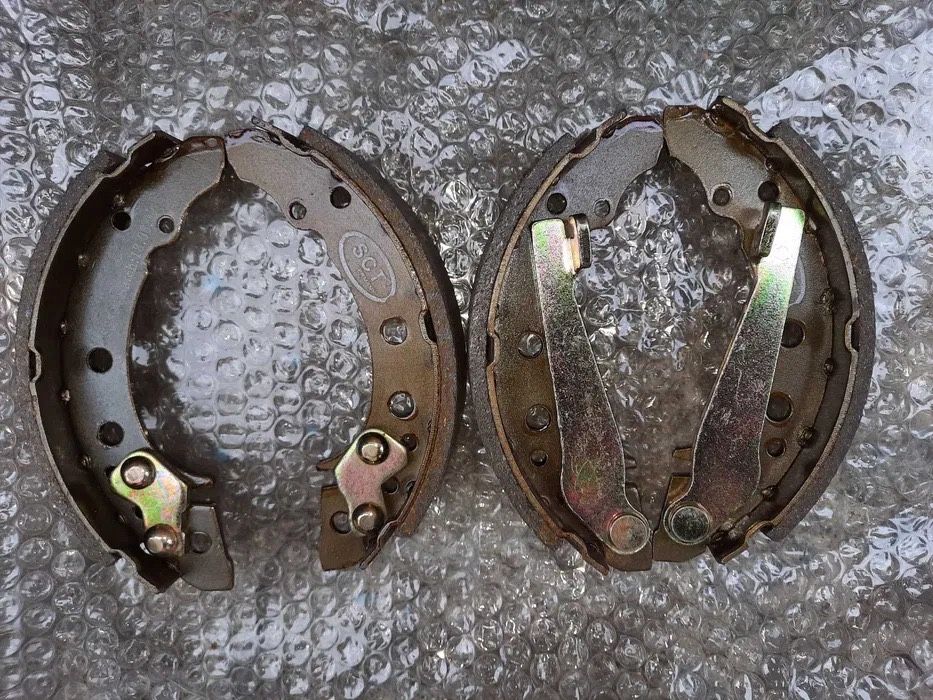 Set saboti frana spate Audi 80 /Seat Ibiza / VW Golf
