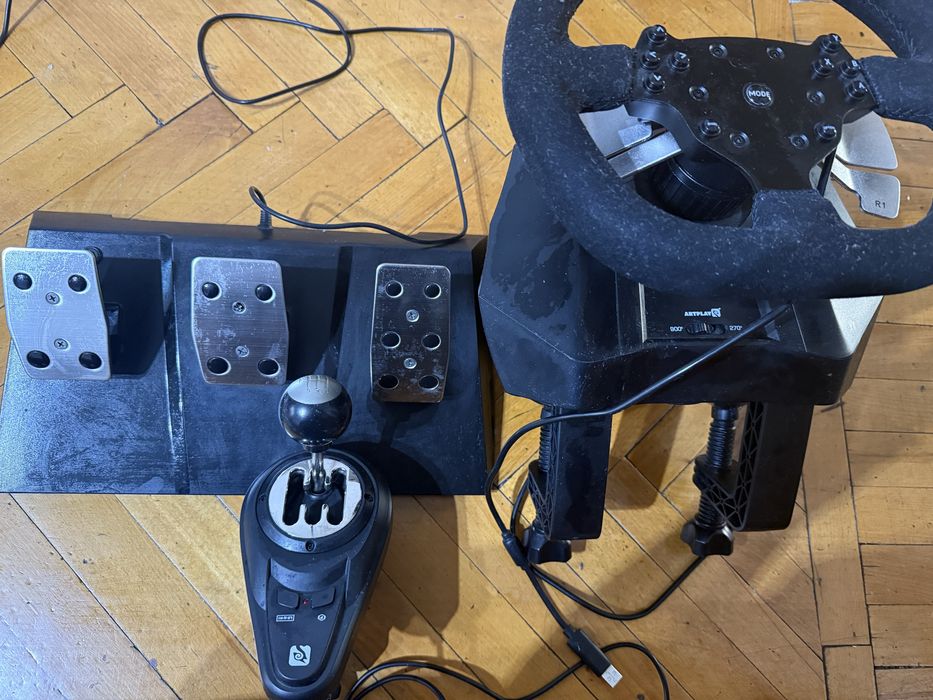 Игровой контроллер Artplays V-1200 Pro Premium Leather Edition черный