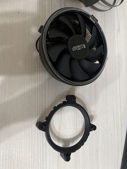 Кулер для процессора PCCooler E126MB чёрный