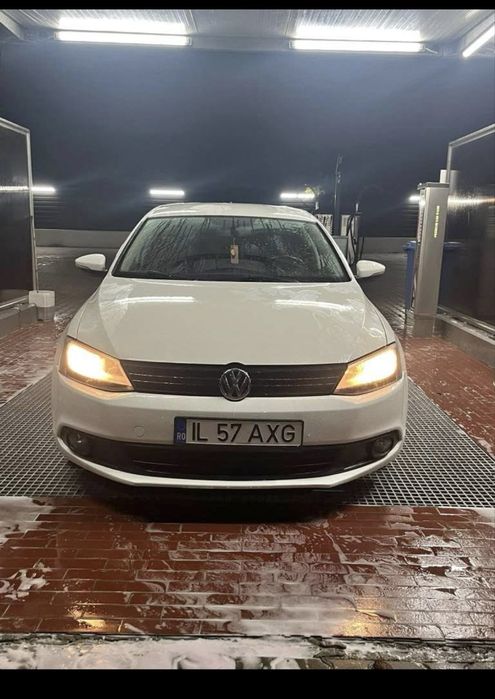 VOLKSWAGEN Jetta 2012 — imagine 2