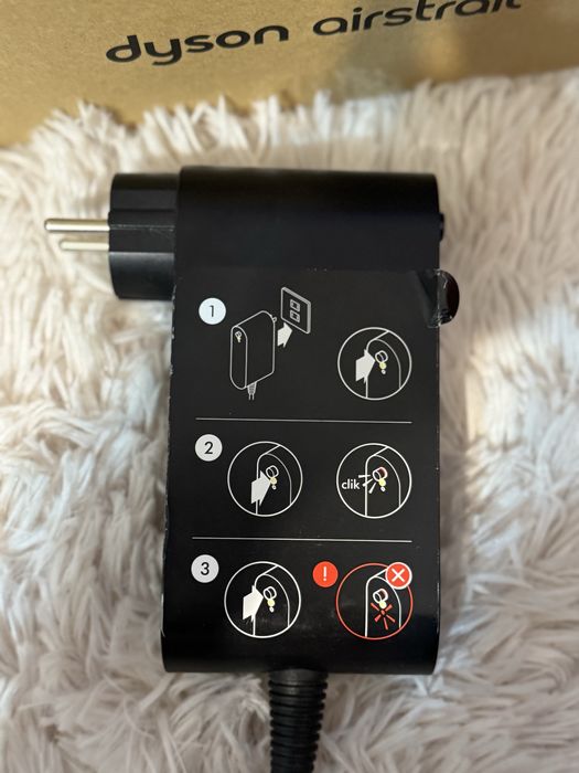 Dyson Airstrait HT01 Nichel-Cupru - Ca nou, cu factură și ambalaj original
