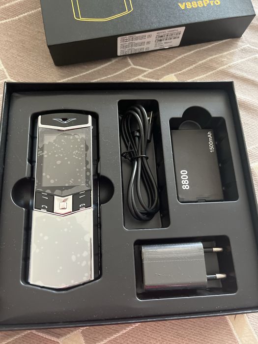 Мобильный Телефон V888PRO