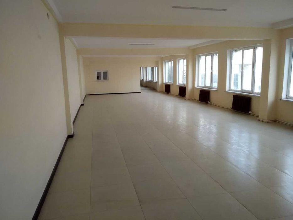 Продаётся помещение База г.Ангерене