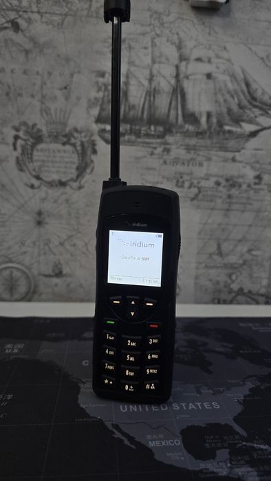 спутниковый телефон Iridium 9555