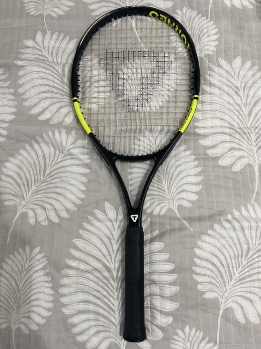 теннисная ракетка