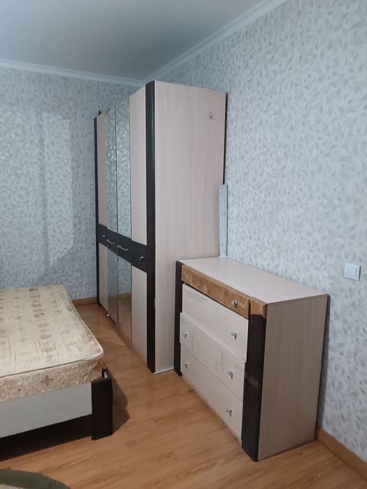 Шкаф, кровать, комод