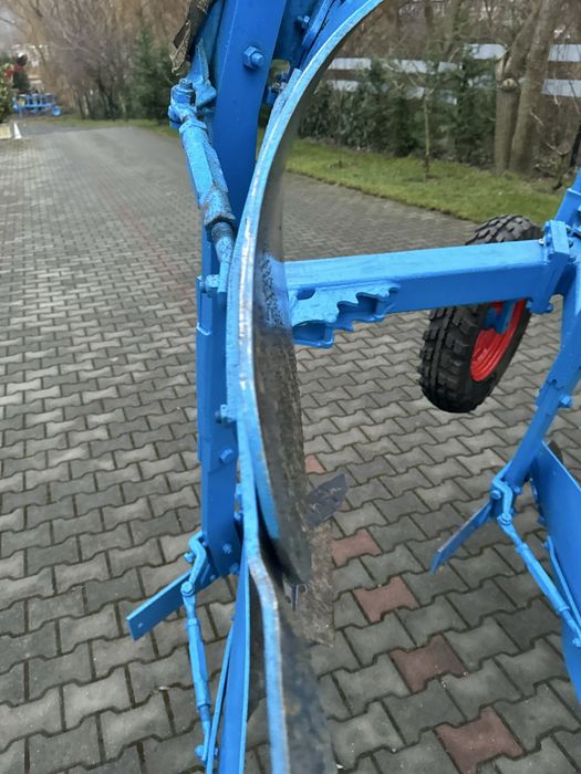 Lemken Opal 110 reversibil hidraulic  4 brazde cadru 3+1