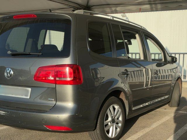 Volkswagen Touran 1.6 TDI Advance 2011