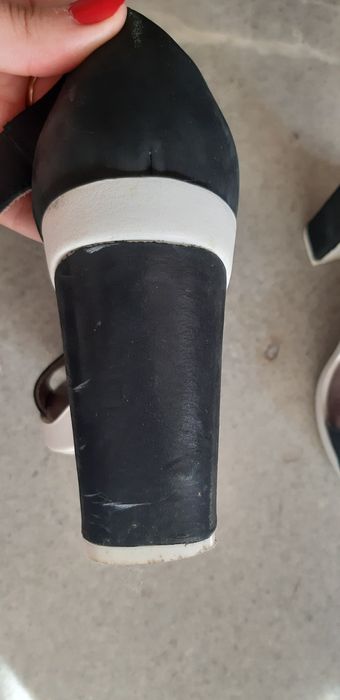 Дамски сандали естествена кожа